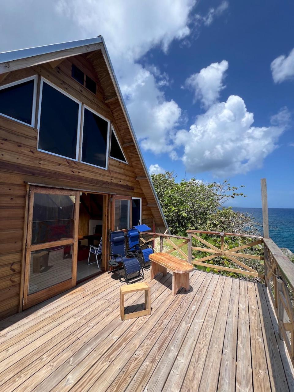 Holiday home Real Jamaica - 5 Right Beside The Sea *
